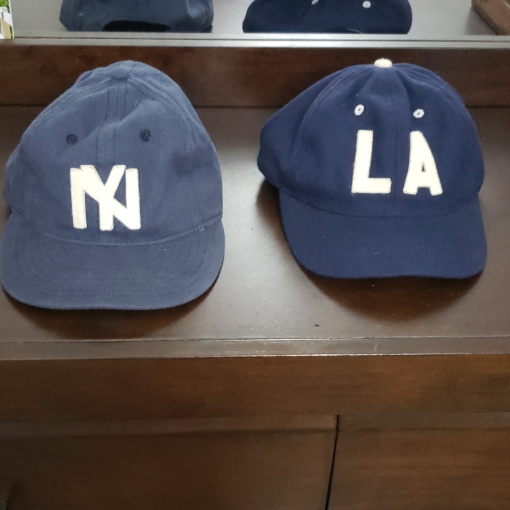 Vintage NY & LA caps